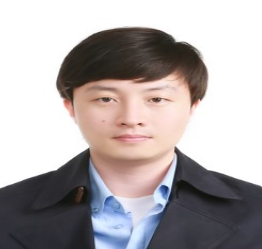 민경현 사진