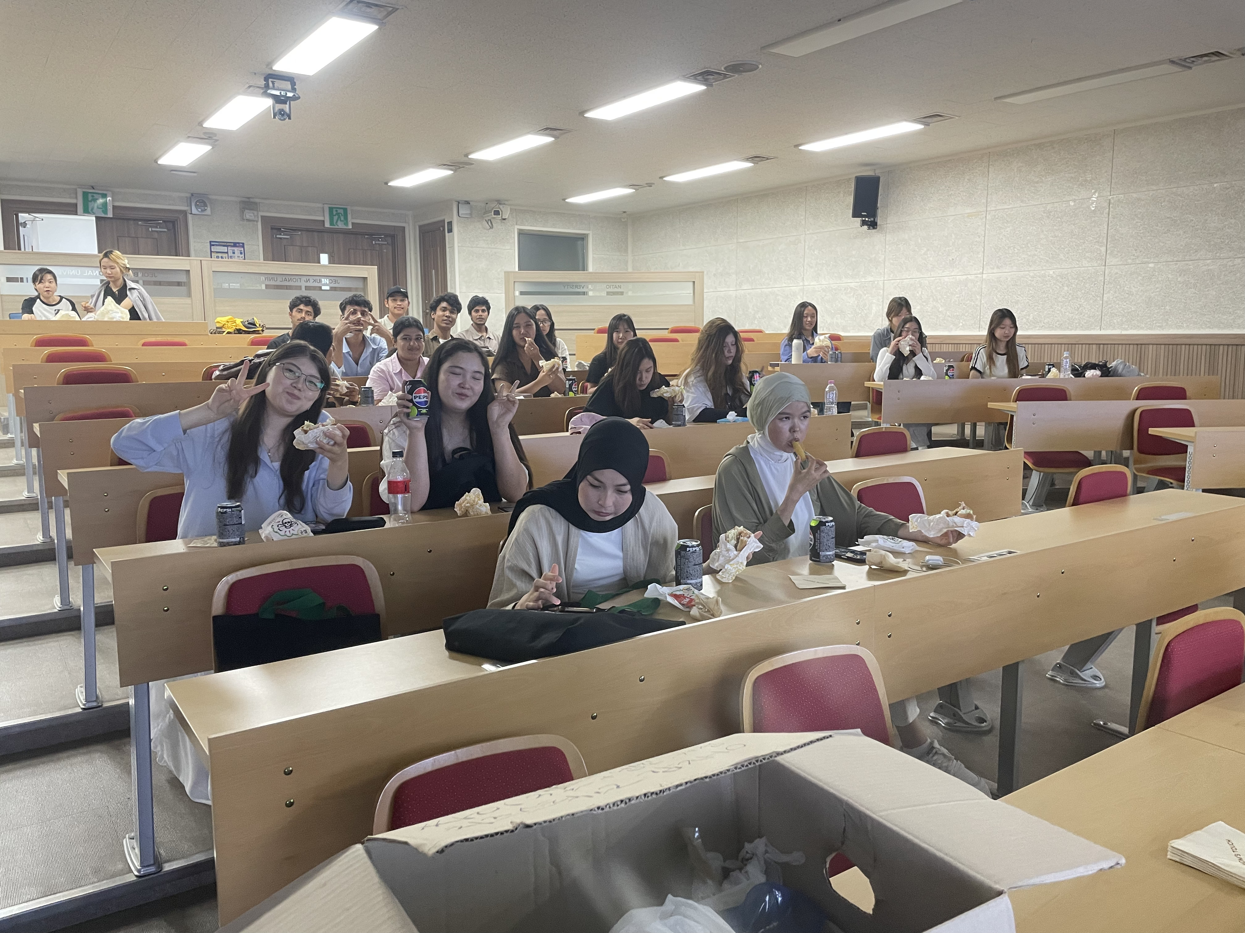 [행사] 2026학년도 1학기 K-엔터테인먼트학과 종강파티 현장 1번째 첨부파일 이미지
