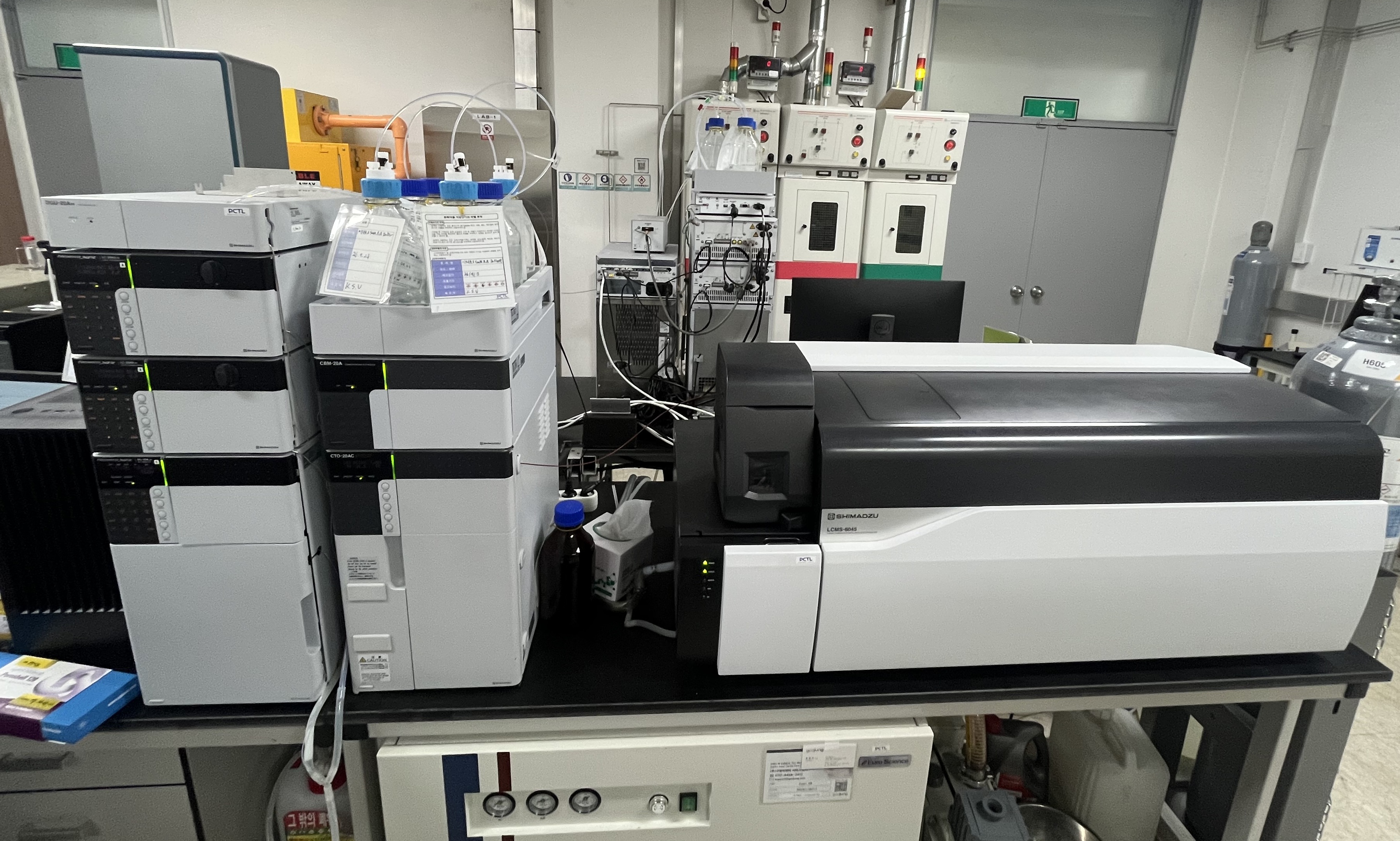 LC-MS/MS(SHIMADZU) 대표이미지