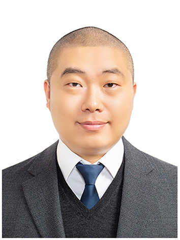 정규형 교수 사진