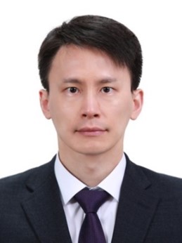 장성일 사진