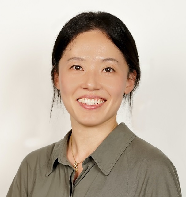 Lee, YoonKyeong 사진