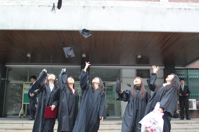 2010년도 졸업식 5번째 첨부파일 이미지