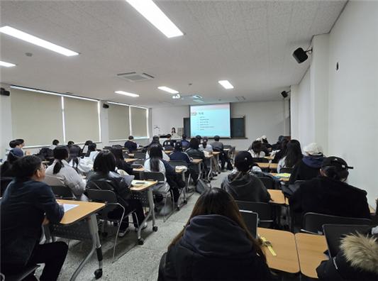 2024 원예분야 맞춤형 취·창업 강화 특강 2차(졸업생 특강) 2번째 첨부파일 이미지