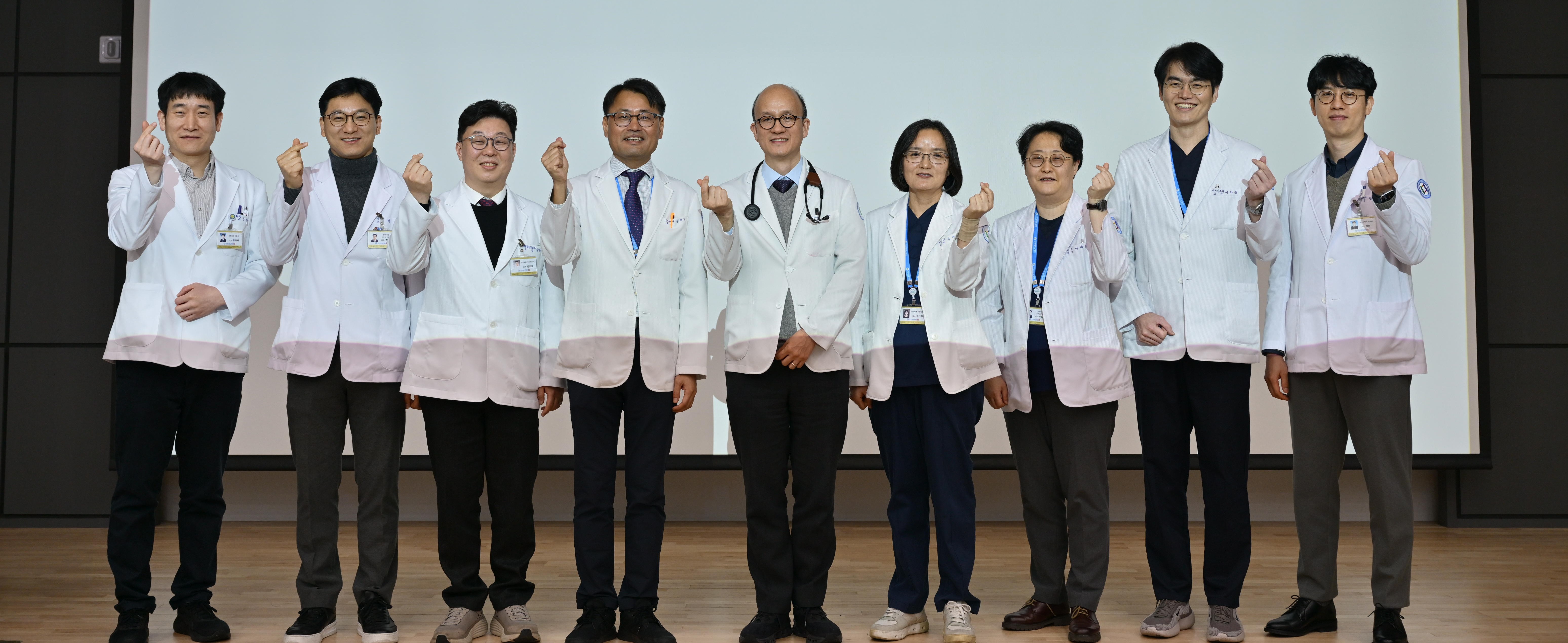 28대 임시 사진 - 2