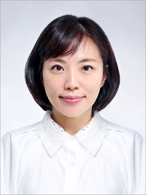 Mi Hui Kim Photo