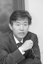 김영정 사진